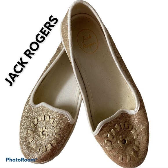 COPY - ✨✨GOLD METALLIC SLIP-ONS✨✨ - Picture 1 of 7